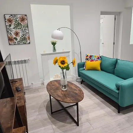 Cozy Apartment Madrid Exterior photo